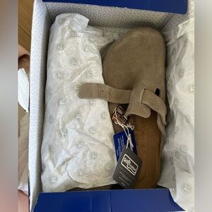NWT Birkenstock Boston Clogs